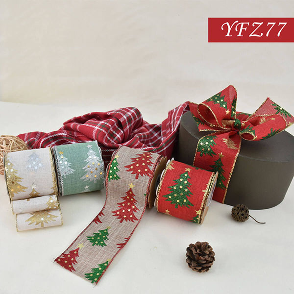 Christmas Linen with Tree Ribbon