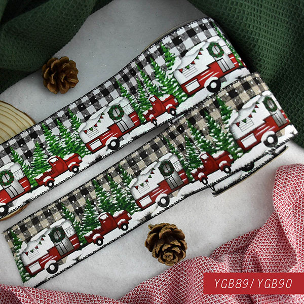 Christmas Dining Car with Plaid Ribbon