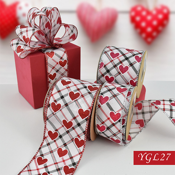 Valentines'Day Hearts with Diamond Plaid Ribbon